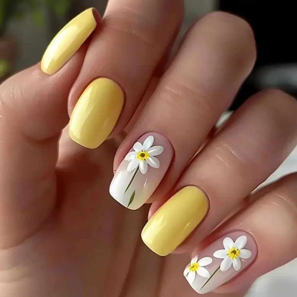 24 Pieces Fake Press On Nails